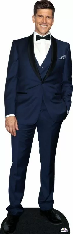 Osher Gunsberg 110 Celebrity Cutout